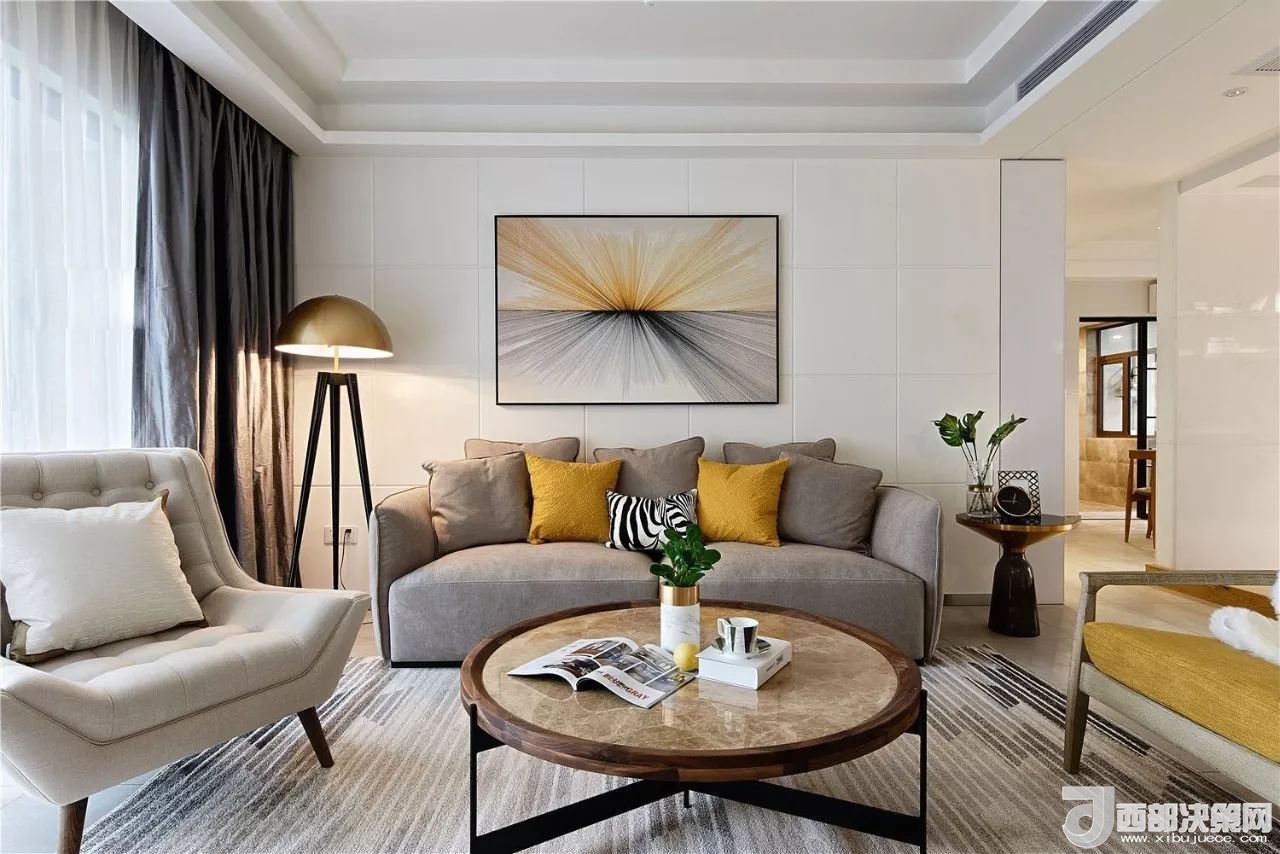 沙發(fā)背景墻選對(duì)裝飾畫(huà)，才能美了整個(gè)客廳空間！