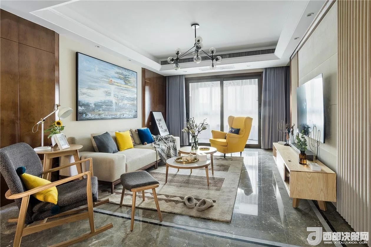 沙發(fā)背景墻選對(duì)裝飾畫(huà)，才能美了整個(gè)客廳空間！