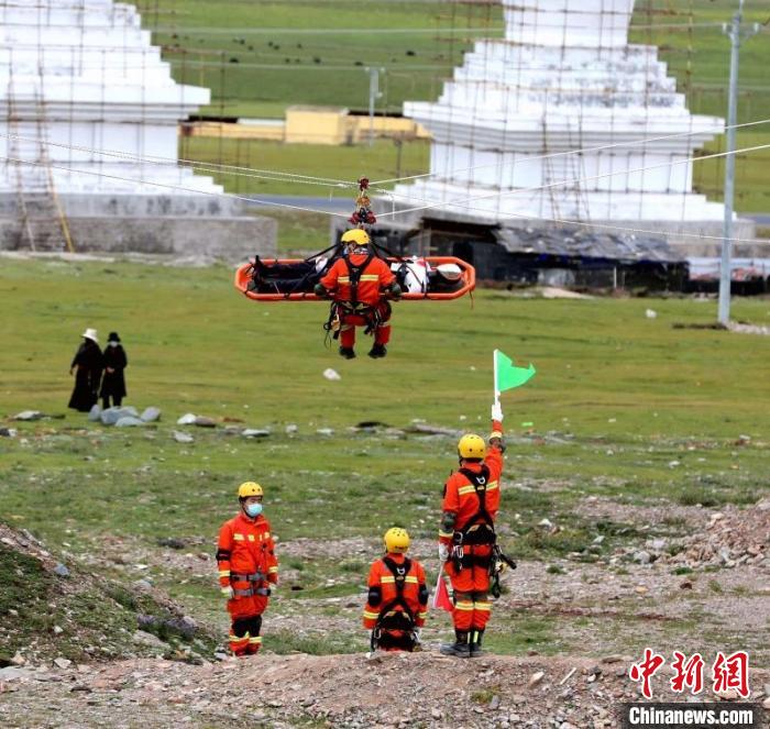 圖為應(yīng)急演練現(xiàn)場(chǎng)。青海省應(yīng)急廳